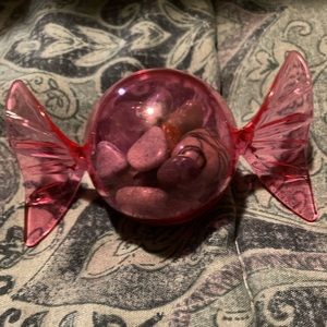 Plastic candy filled w/crystals
